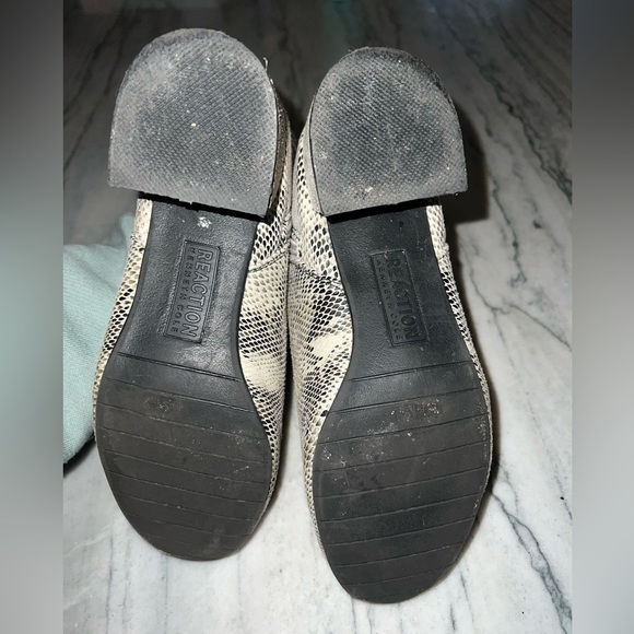 Heels - Picture 3 of 3